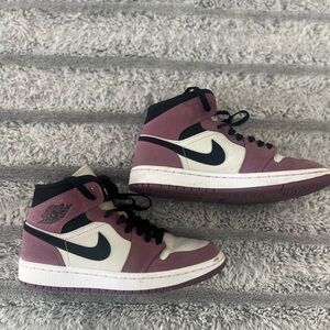 Nike Air Jordan women’s